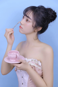 我的妺妺H伦浴室R小说